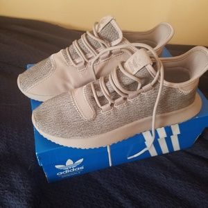 Adidas Originals tubular shadow